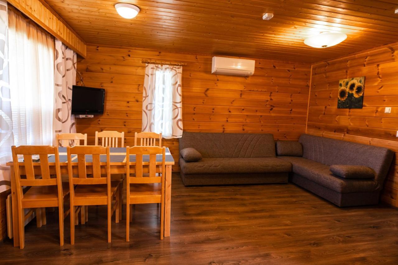 Motelli Rovaniemi Exteriör bild